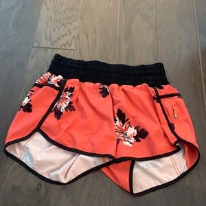 Lulu Lemon Short - Rare Pattern